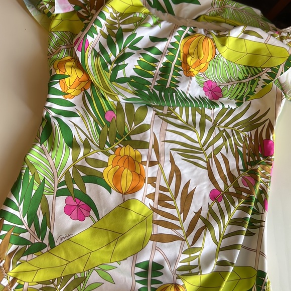 🌴🍍🌸$154 TRINA TURK Green Tropical Print Off Shoulder Ruffle Swimsuit Size 8 - Picture 7 of 11